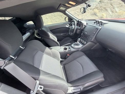 Certified 2020 Nissan 370Z Coupe image 23