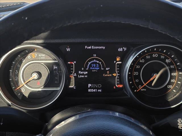 Used 2018 Jeep Wrangler Unlimited Sahara AWD/4WD image 14