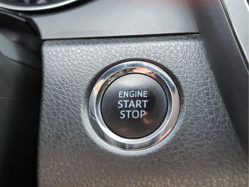 Used 2021 Toyota Camry SE w/ Convenience Package FWD image 22