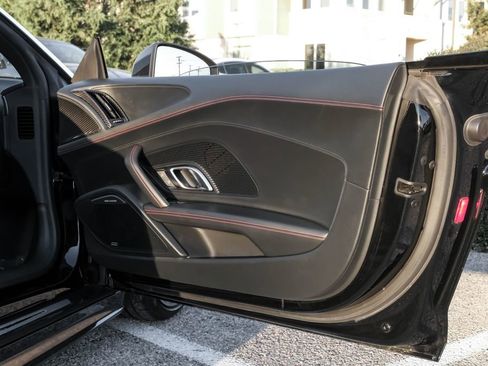 Used 2018 Audi R8 V10 plus image 39