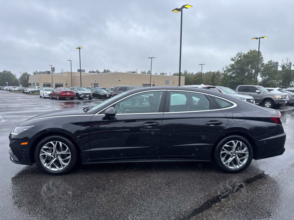 Certified 2023 Hyundai Sonata SEL FWD image 3