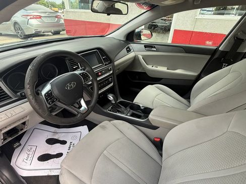 Used 2019 Hyundai Sonata SE FWD image 8