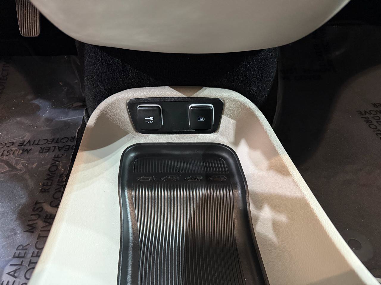 Used 2019 Chrysler Pacifica Touring-L FWD image 52