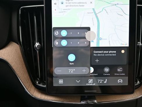 New 2026 Volvo XC60 B5 Plus w/ Protection Package Premier image 24