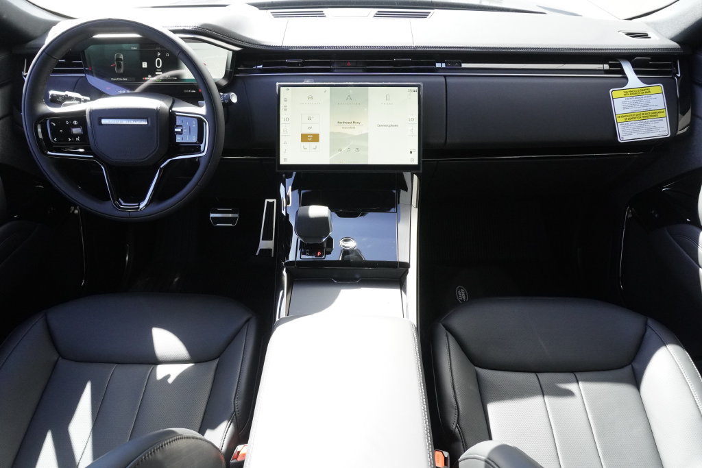 New 2026 Land Rover Range Rover Sport Dynamic SE AWD/4WD image 9