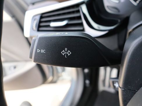 Used 2018 BMW 540i xDrive AWD/4WD image 29