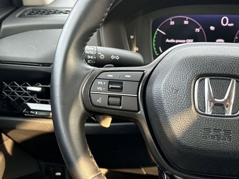 Used 2026 Honda Accord EX-L image 24