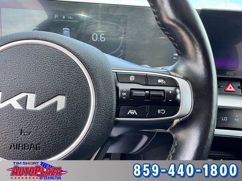 Used 2023 Kia Sportage EX AWD/4WD image 25