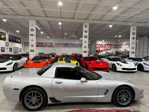 Used 2001 Chevrolet Corvette Z06 RWD image 6