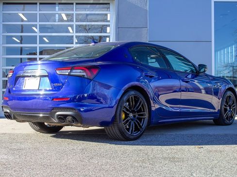 Used 2022 Maserati Ghibli Modena Q4 image 10