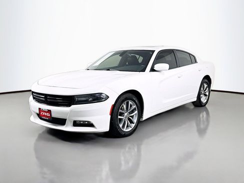Used 2016 Dodge Charger SXT w/ Plus Group image 1