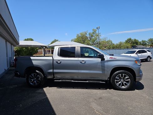 Used 2024 Chevrolet Silverado 1500 RST w/ Convenience Package II AWD/4WD image 4