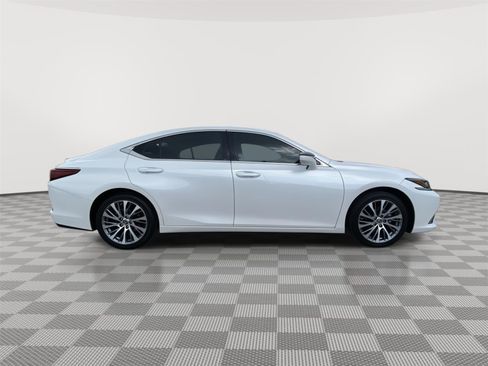 Used 2020 Lexus ES 350 w/ Premium Package image 6