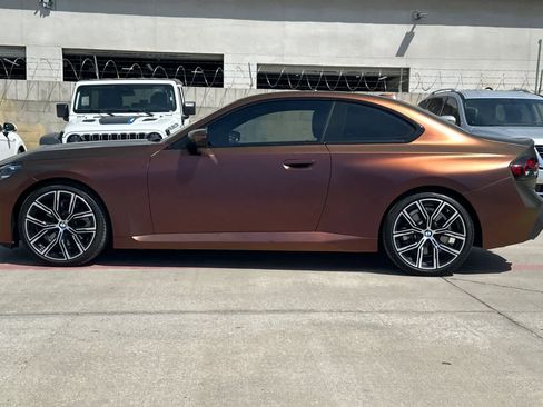 Used 2024 BMW 230i Coupe w/ Convenience Package image 6