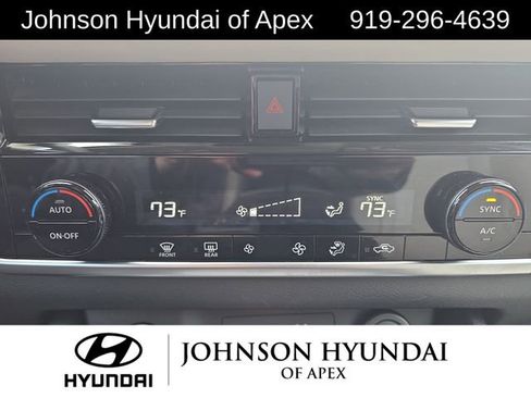 Used 2021 Nissan Rogue SV image 30