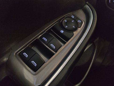 Used 2023 Chevrolet Malibu LT FWD image 27