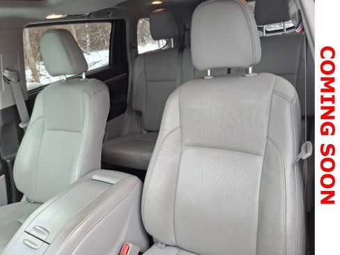 Used 2018 Toyota Highlander Limited image 10