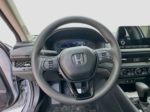 New 2025 Honda Accord SE image 8