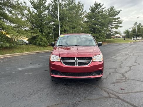 Used 2015 Dodge Grand Caravan SE w/ Quick Order Package 29E SE FWD image 7