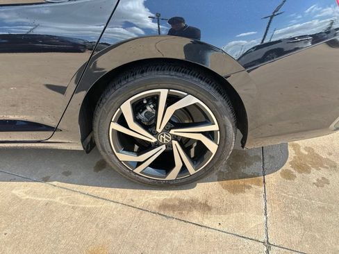 Used 2026 Volkswagen Jetta SEL FWD image 8