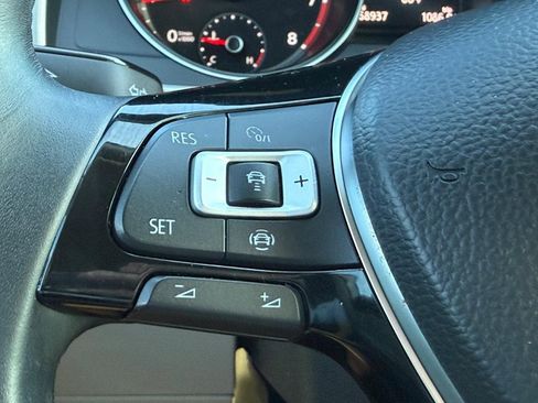 Used 2020 Volkswagen Atlas SE AWD/4WD image 14