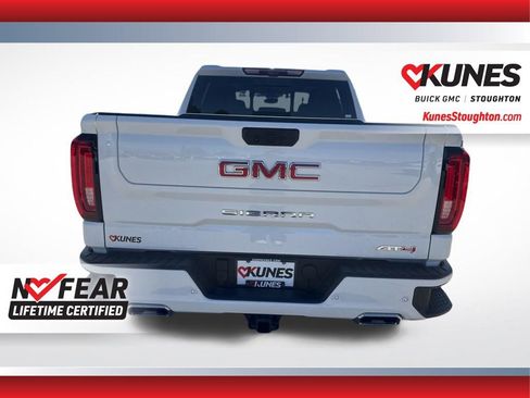 Used 2025 GMC Sierra 1500 AT4 w/ AT4 Premium Package image 10