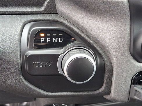 Used 2024 RAM 2500 Tradesman w/ Chrome Appearance Group image 10