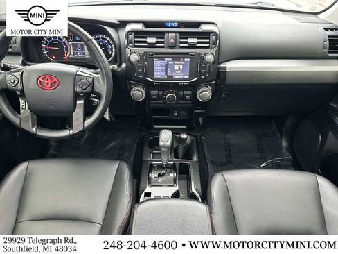 Used 2018 Toyota 4Runner TRD Off-Road Premium w/ TRD Performance Package image 16