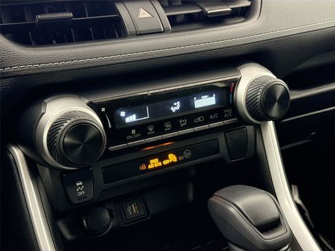 Used 2023 Toyota RAV4 LE image 23