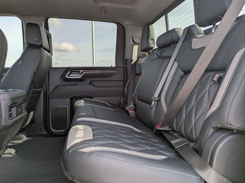 New 2026 Chevrolet Silverado 2500 LT w/ Trail Boss Package AWD/4WD image 13