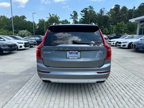 Used 2018 Volvo XC90 T6 Momentum w/ Convenience Package AWD/4WD image 9