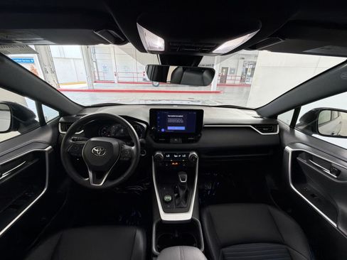Used 2024 Toyota RAV4 XSE AWD/4WD image 23