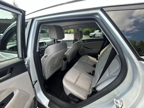 Used 2018 Hyundai Tucson Value FWD image 26