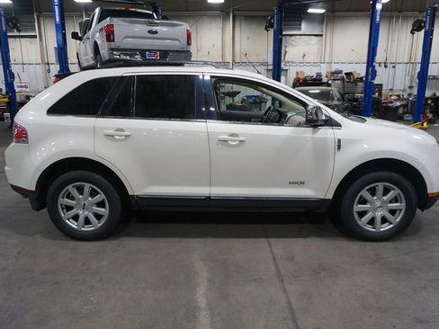 Used 2008 Lincoln MKX 2WD image 19