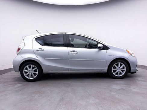 Used 2013 Toyota Prius C Three image 29