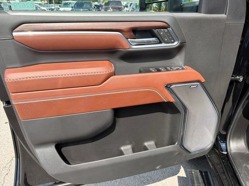 New 2026 GMC Sierra 2500 Denali Ultimate AWD/4WD image 16