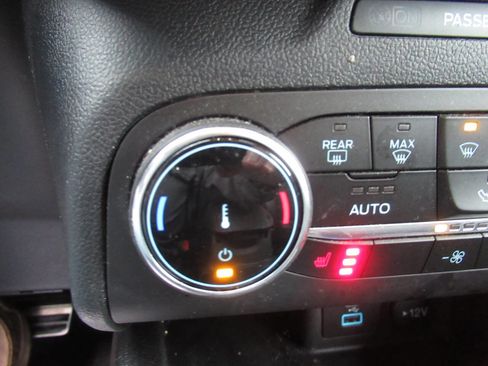 Used 2023 Ford Escape ST-Line AWD/4WD image 26