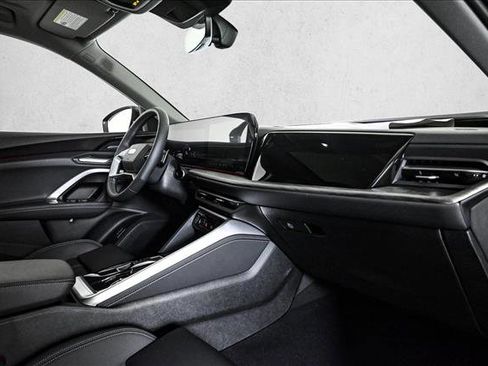 New 2025 Audi Q5 Premium Plus image 23