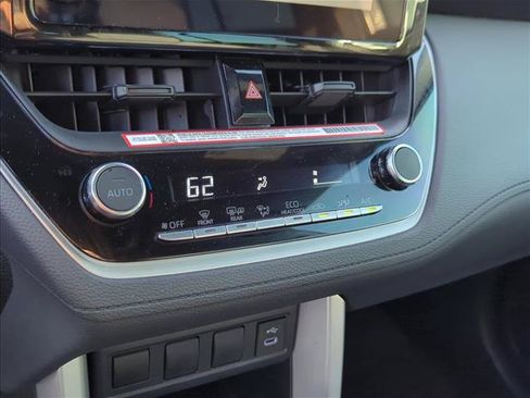 Used 2024 Toyota Corolla Cross AWD Hybrid image 19