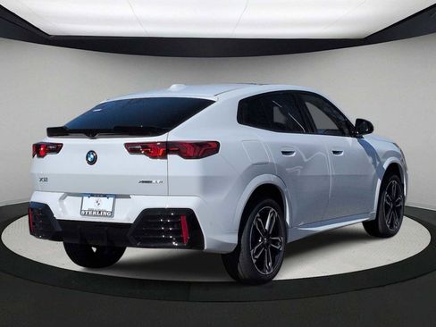 New 2026 BMW X2 xDrive28i w/ Technology Package AWD/4WD image 8