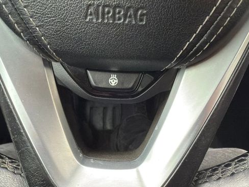 Used 2018 BMW 530e xDrive image 13