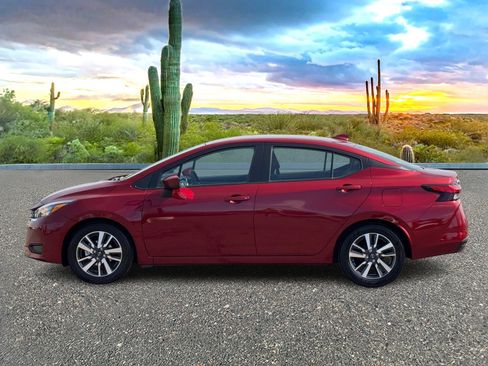 Certified 2025 Nissan Versa SV image 3