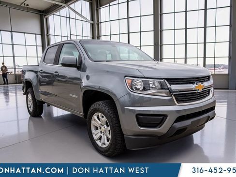 Used 2020 Chevrolet Colorado LT RWD image 37
