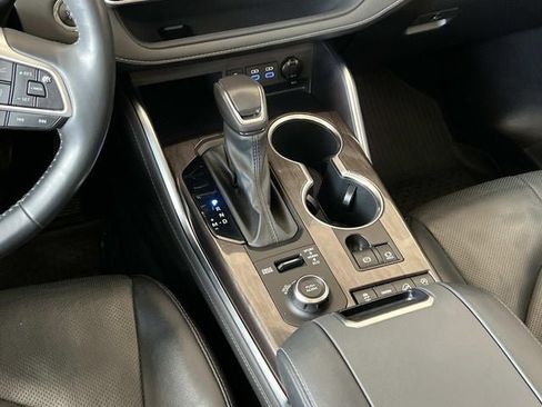Used 2022 Toyota Highlander Platinum image 14