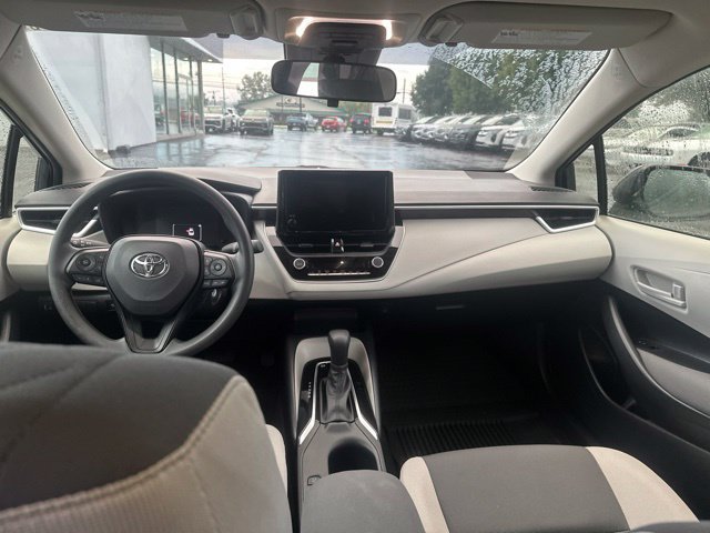Used 2026 Toyota Corolla LE FWD image 10