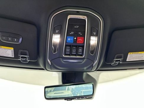 Used 2022 Jeep Grand Cherokee Limited 4xe w/ Luxury Tech Group II image 24