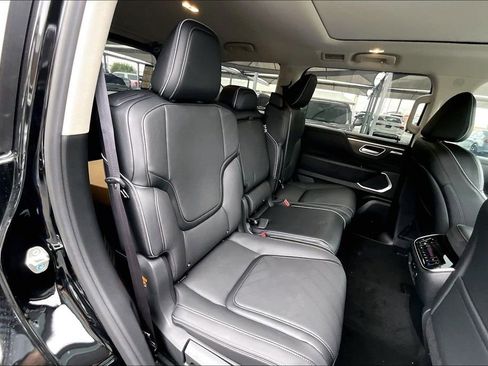New 2026 INFINITI QX80 Luxe AWD/4WD image 18