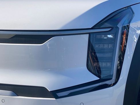New 2026 Kia EV9 Light image 8