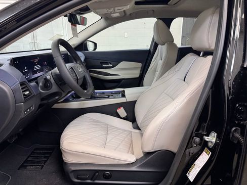 New 2026 Nissan Sentra SL w/ Floor Mat Package FWD image 11