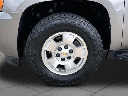 Used 2007 Chevrolet Avalanche LT w/ LT Preferred Equipment Group image 10